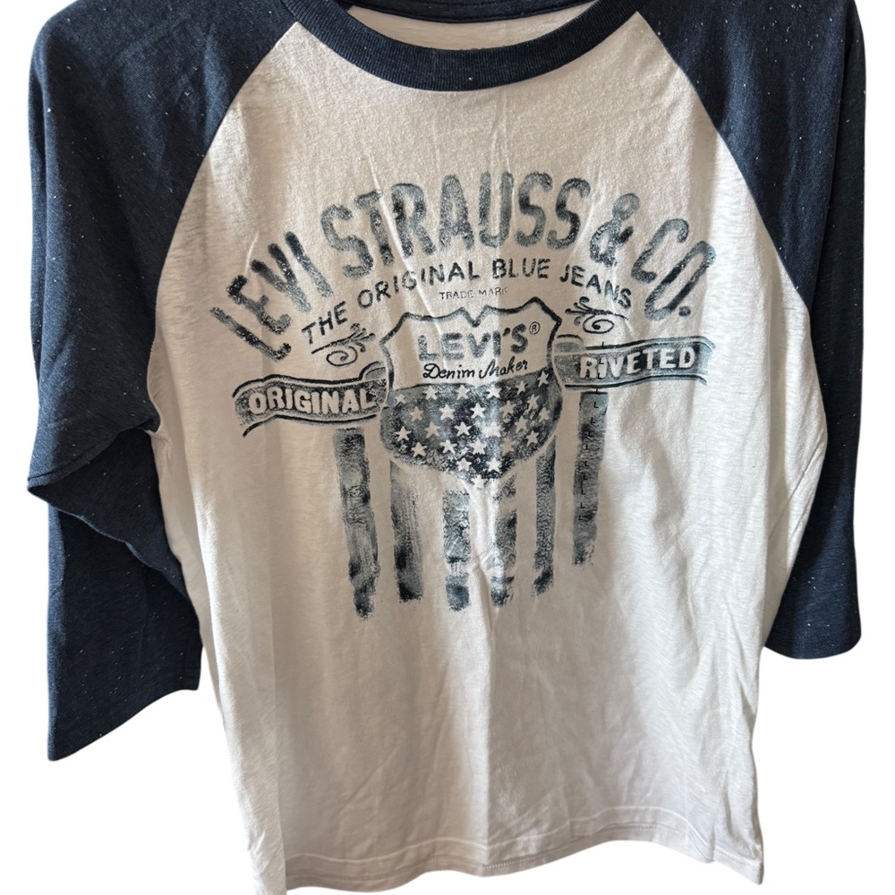 Levi's Long Sleeve Tee Black and White
